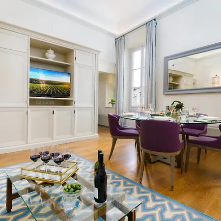 Donna Lipsi - La Dimora Degli Affreschi Apartament Florencja