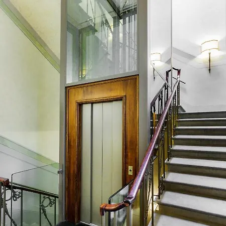 Donna Lipsi - La Dimora Degli Affreschi Apartament Florencja